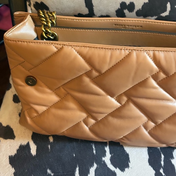 Kurt Geiger Tan Quilted Leather Bag with Gold Chain - Picture 4 of 10